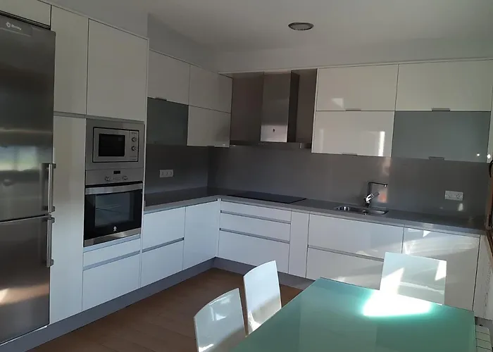 בית נופש Casa Moderna En Vilagarcia